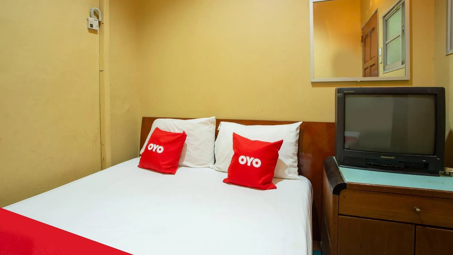 Spot On 90137 Casavilla Hotel Pudu Kuala Lumpur