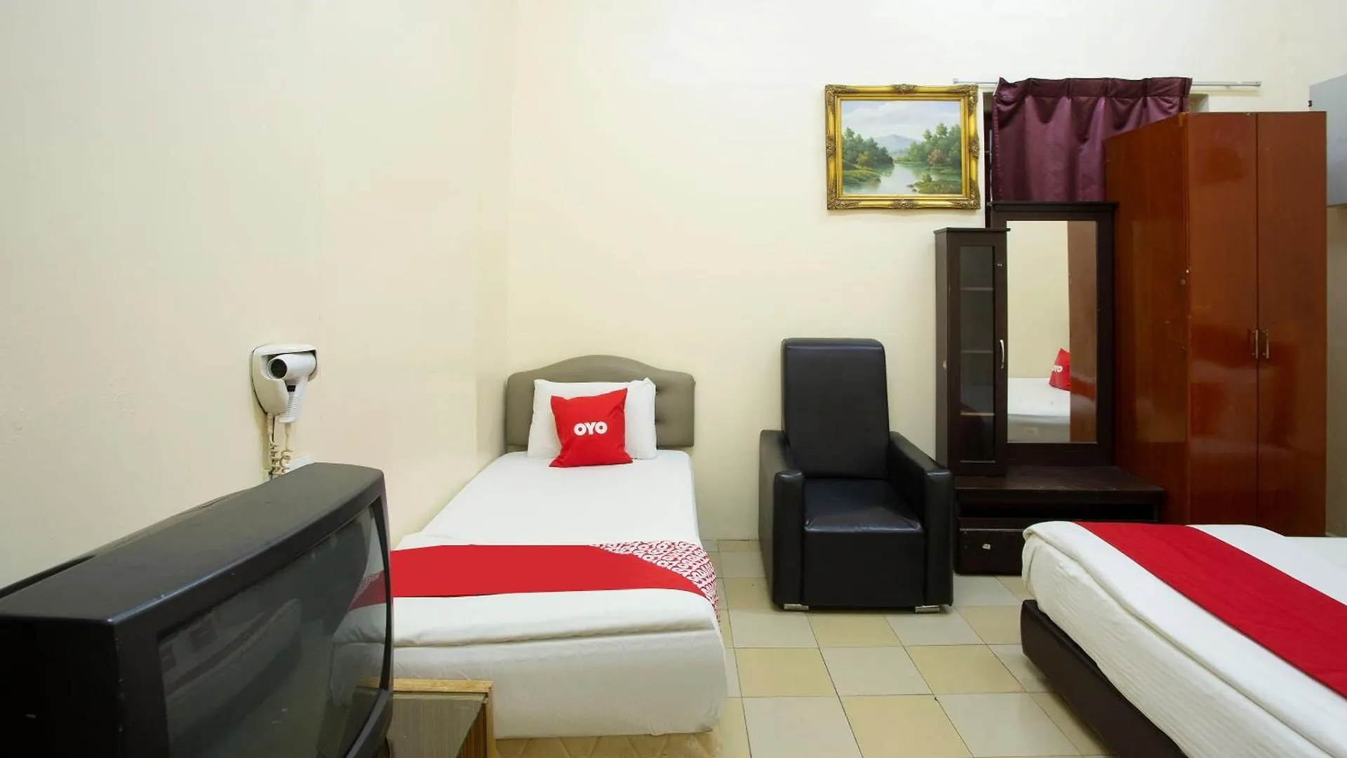 Spot On 90137 Casavilla Hotel Pudu Kuala Lumpur