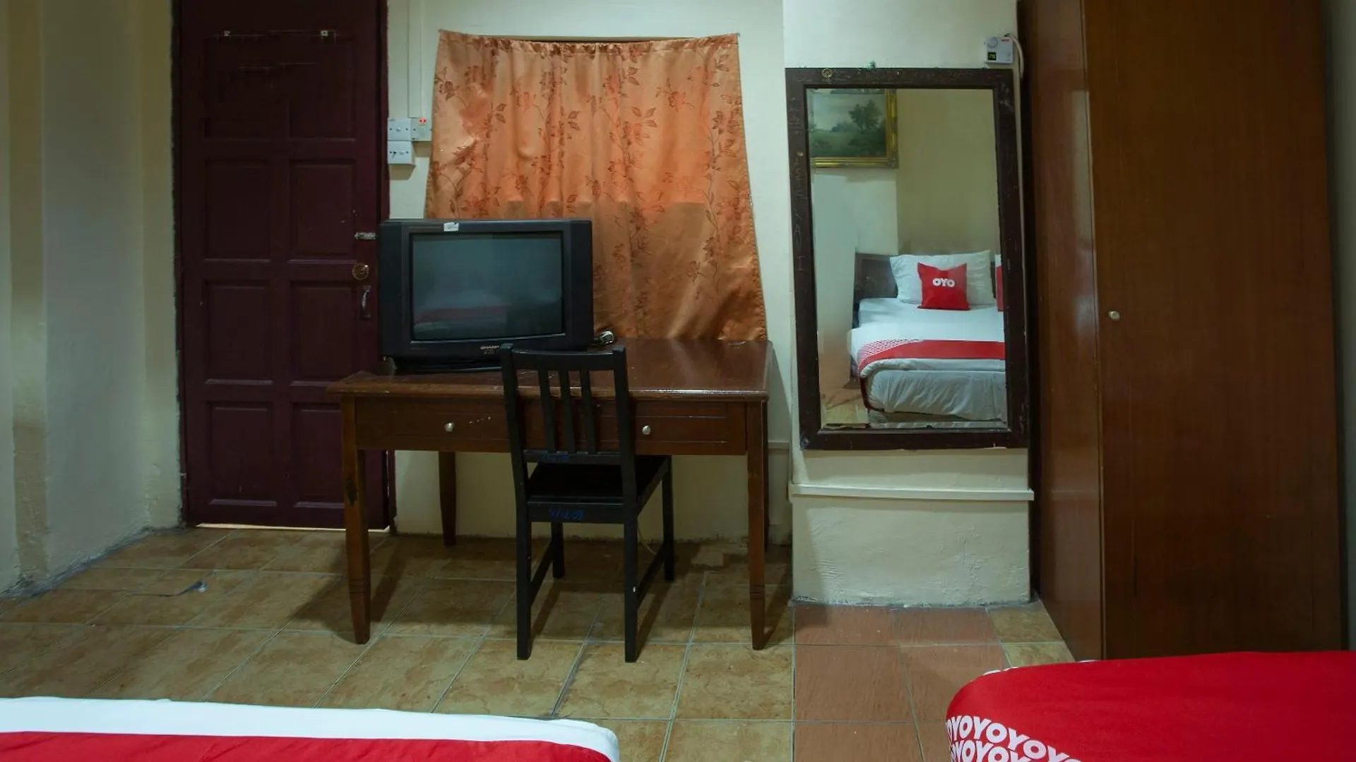 Spot On 90137 Casavilla Hotel Pudu Kuala Lumpur