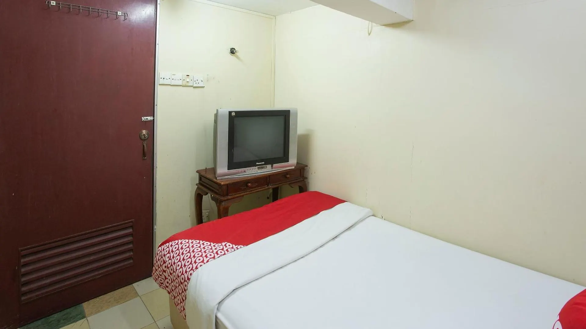 Spot On 90137 Casavilla Hotel Pudu Kuala Lumpur Malaysia